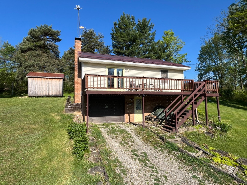 VoAsh Lake Cottage, 1.2+/ Acres Carrollton, OH KIKO Auctions and